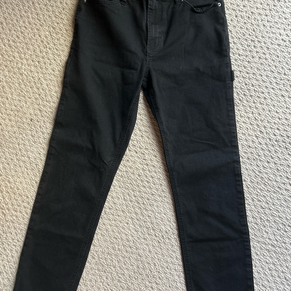 Carpenter High Rise Black Jeans with Modern Fit
